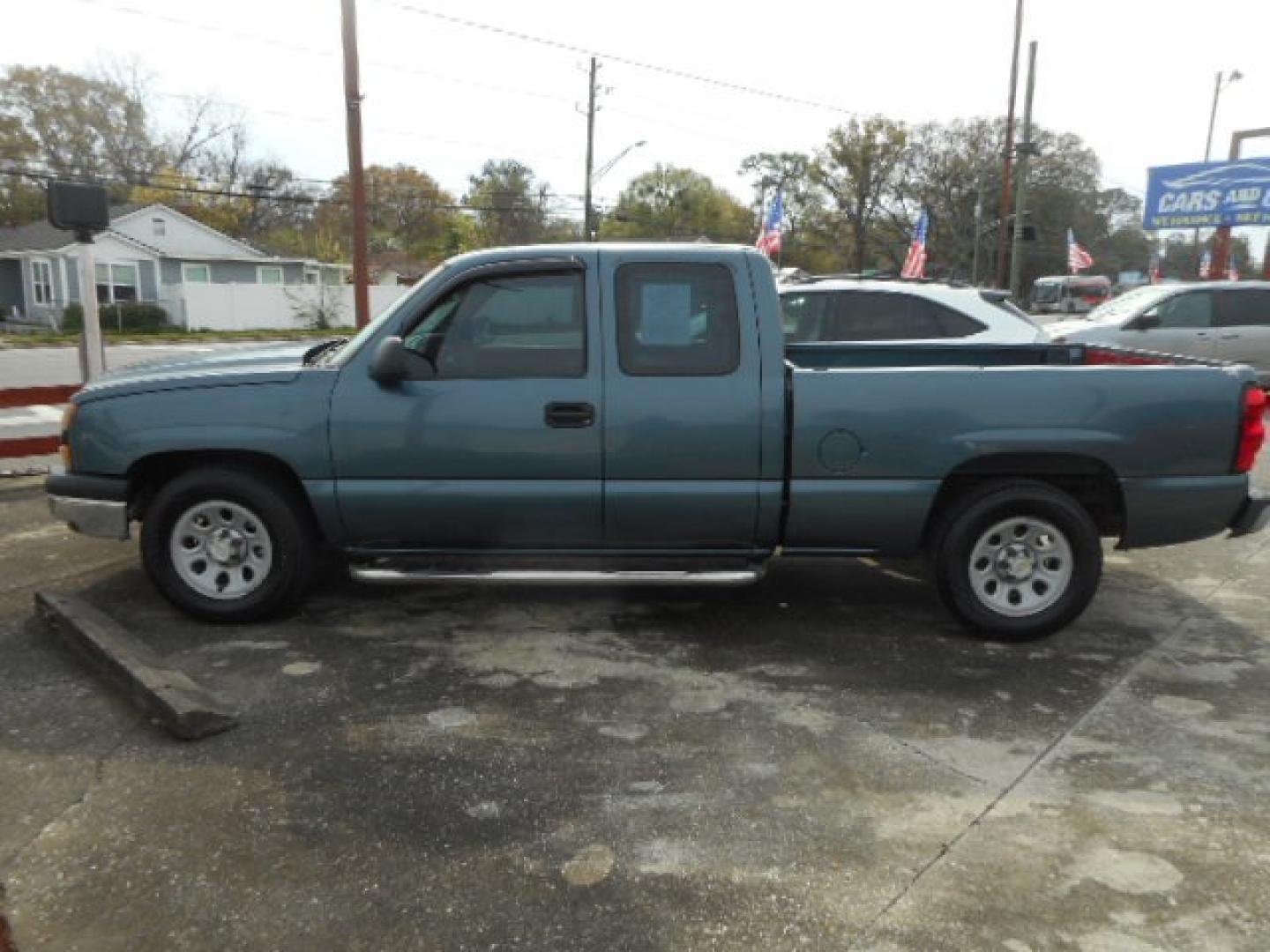 2006 TAN CHEVROLET SILVERADO BASE; LS; (1GCEC19X96Z) , located at 1200 Cassat Avenue, Jacksonville, FL, 32205, (904) 695-1885, 30.302404, -81.731033 - Photo#1